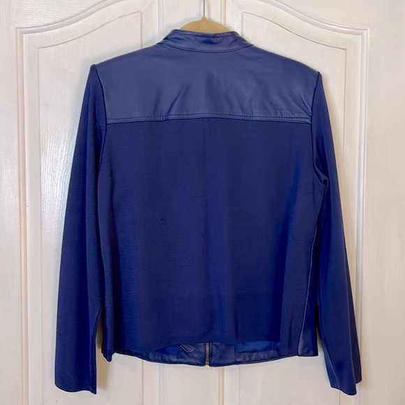 💙Peter Nygard Sz Large Royal Blue leather studded and ruffle front zip swacket. - Picture 5 of 11